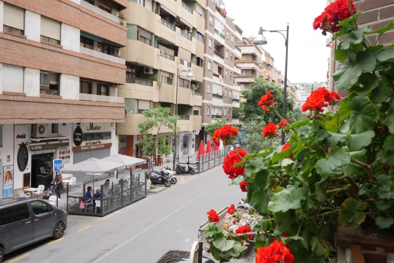 Castillo Apartment *